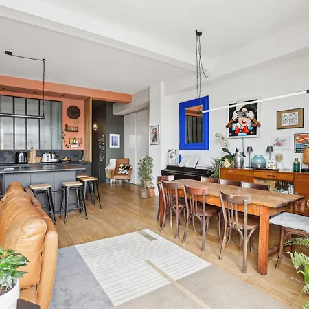 Floor Loft With Terrace - *